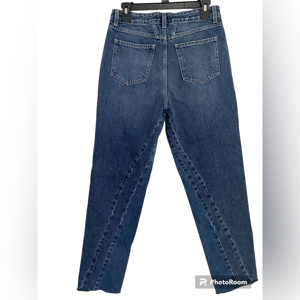 Closed Curved-X Double Button Raw Hem Tapered Jeans, organic cotton- size 26 - Picture 5 of 10